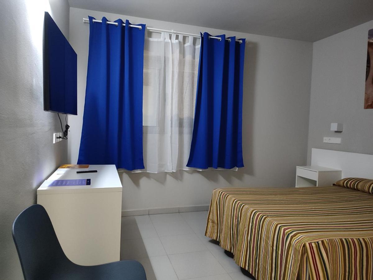 Hotel Blauet By Bossh Hotels El Prat de Llobregat Exterior photo
